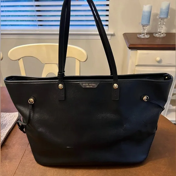 henri bendel | Bags | Henri Bendel Black Genuine Leather  display picture 1
